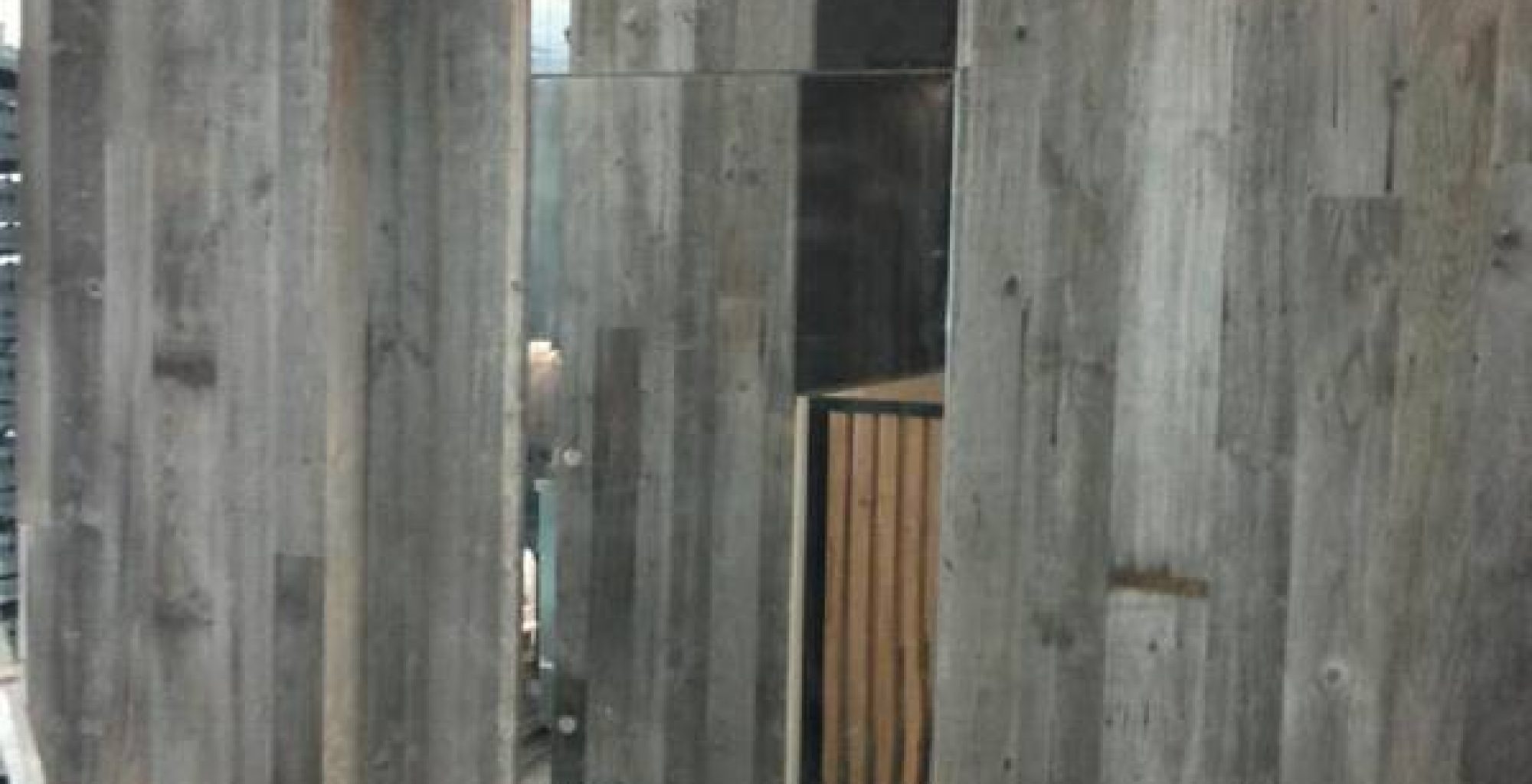 rivestimento porta specchio