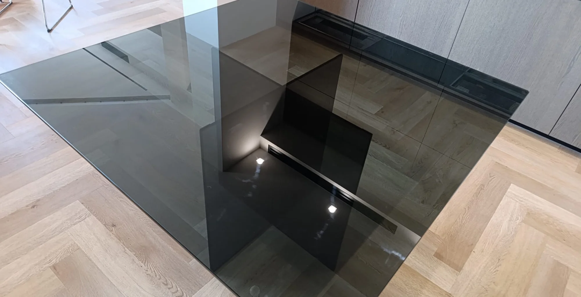 tavolo in cristallo temperato fume